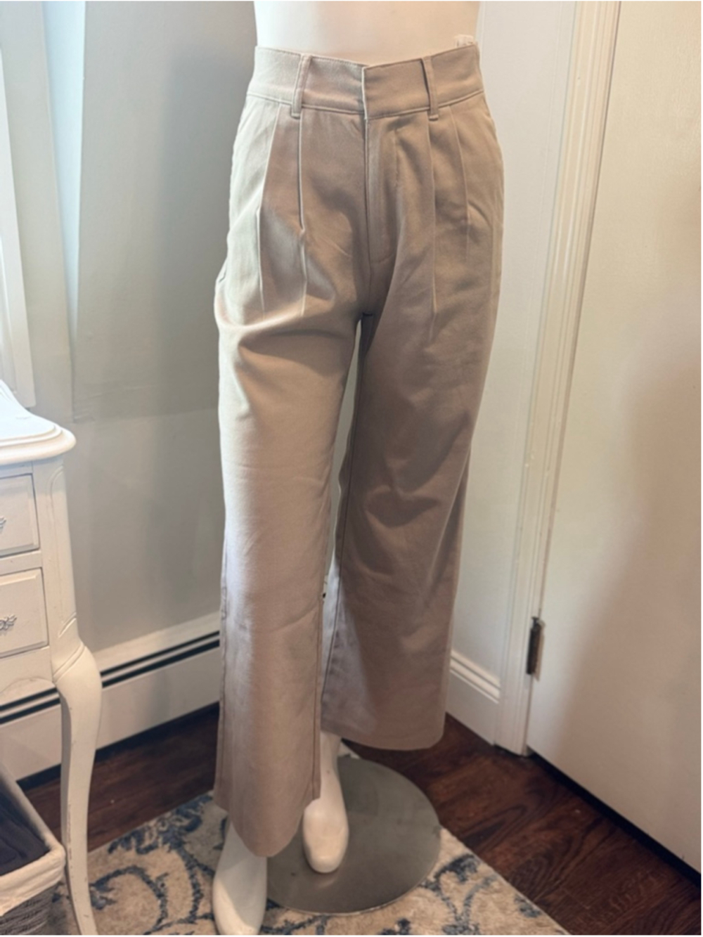 Abercrombie & Fitch Taupe Pleated Wide Leg Trouser | XXS Short NWT